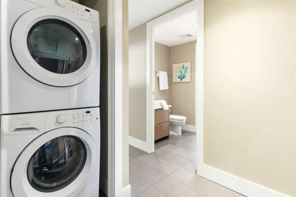 1111 10 Street SW, #1404