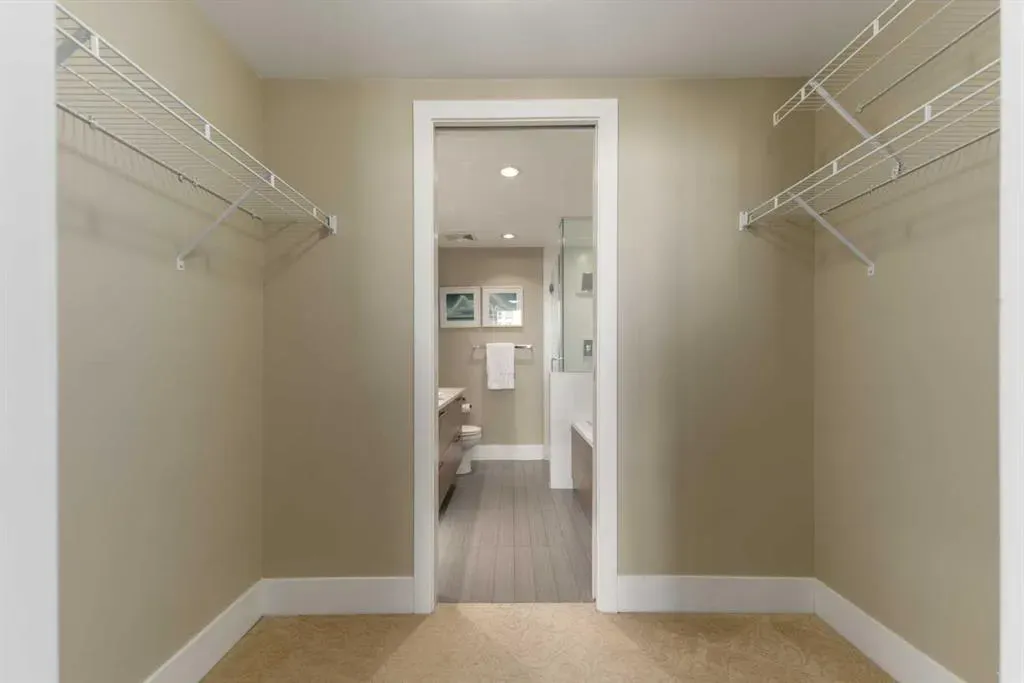 1111 10 Street SW, #1404