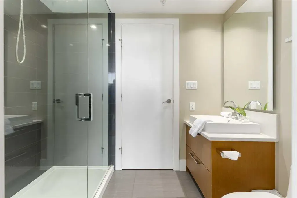 1111 10 Street SW, #1404