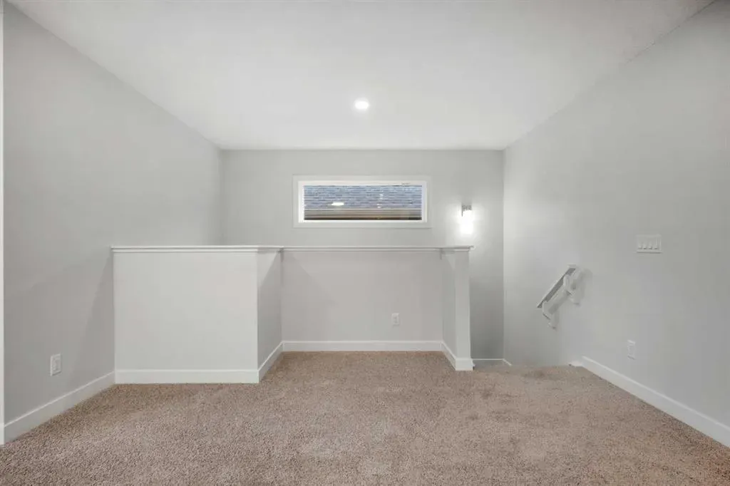 96 Amblefield Grove NW