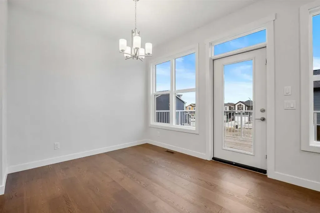 96 Amblefield Grove NW