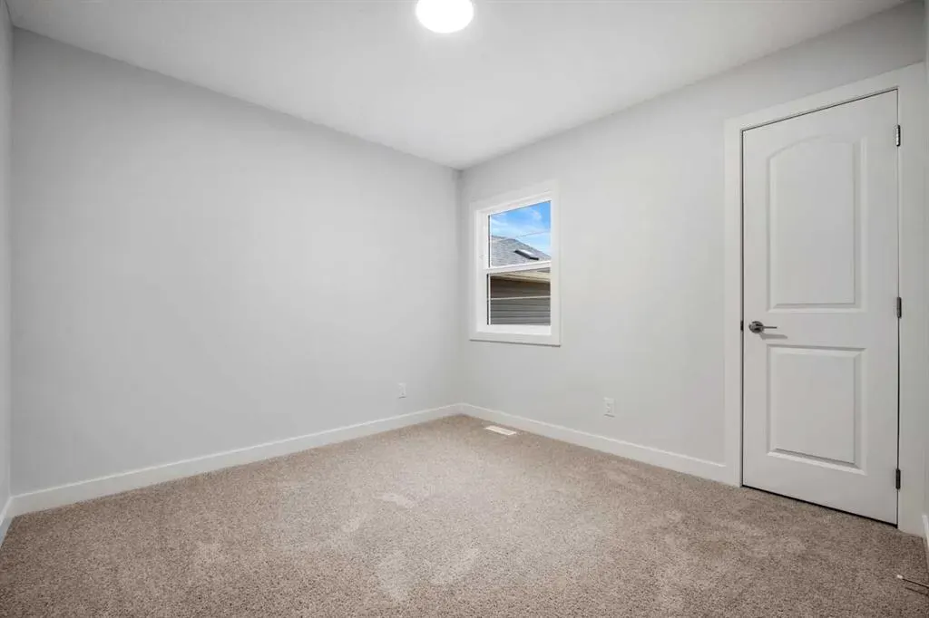 96 Amblefield Grove NW