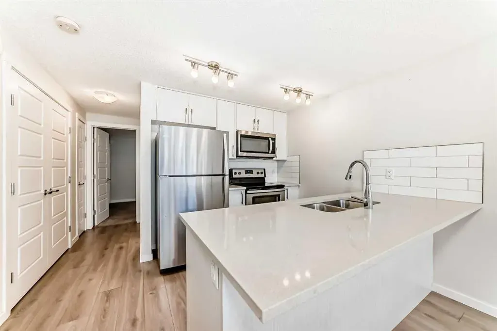 109 Cranbrook Square SE