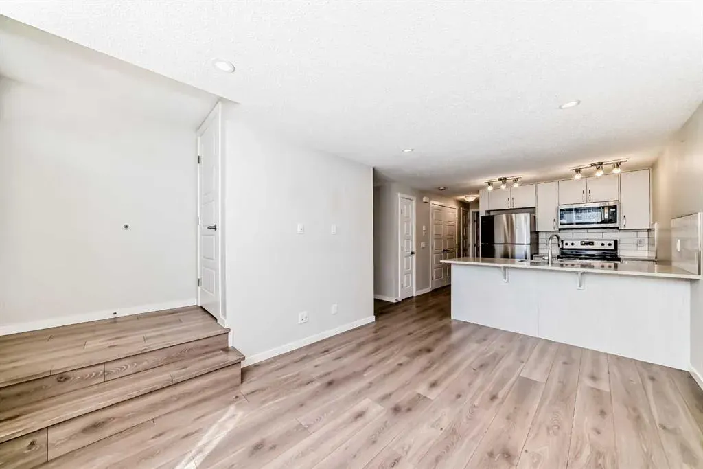 109 Cranbrook Square SE