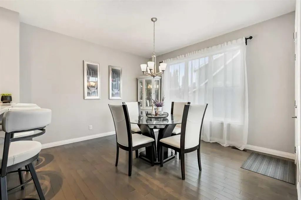 154 Masters Point SE