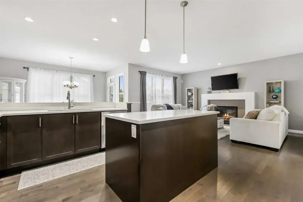 154 Masters Point SE