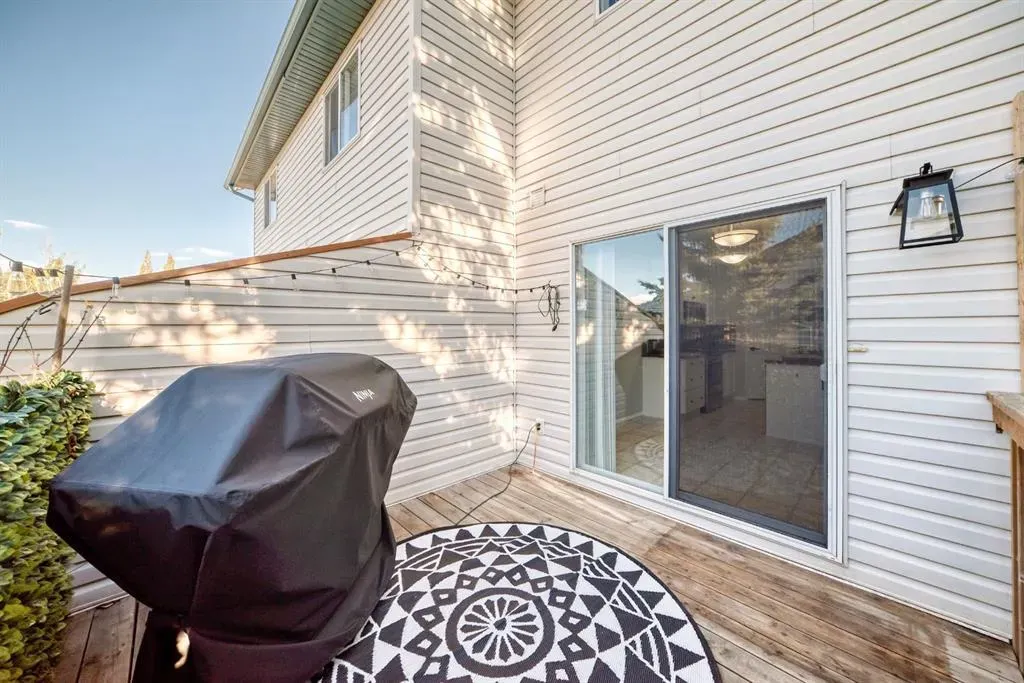 122 Bow Ridge Crescent, #8