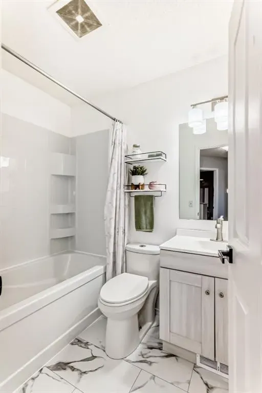 122 Bow Ridge Crescent, #8