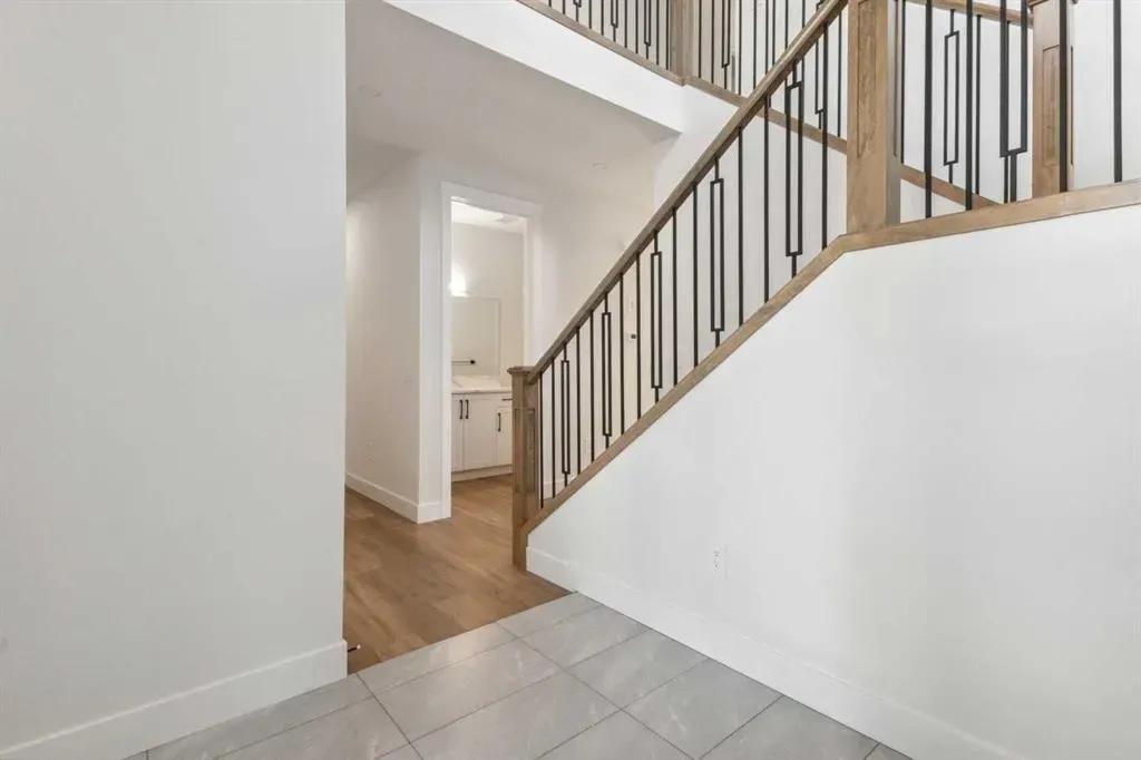 180 Wildrose Drive
