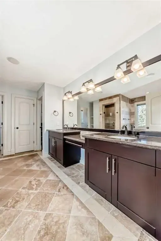 38 Aspen Meadows Park SW