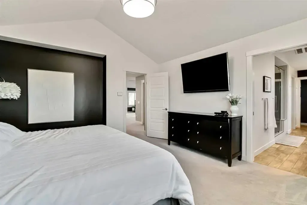 159 Auburn Sound Circle SE