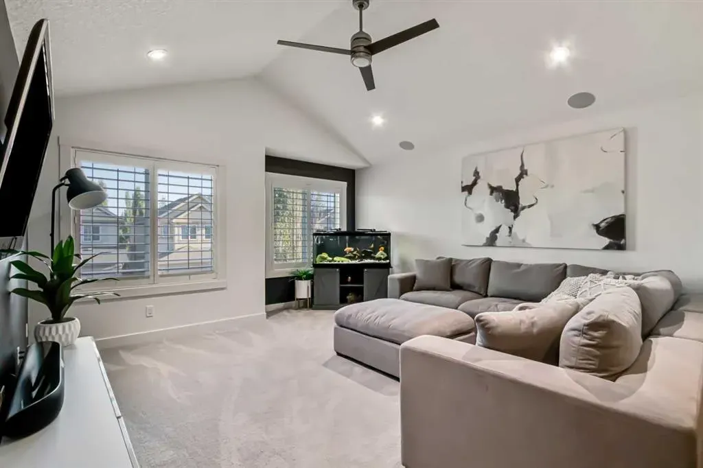 159 Auburn Sound Circle SE