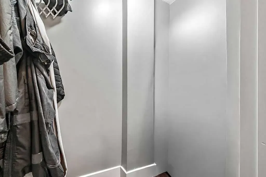 4455A Greenview Drive NE, #409