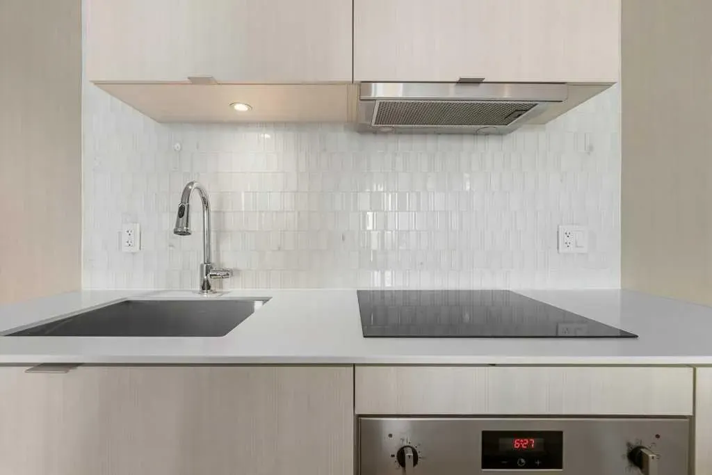 615 6 Avenue SE, #130