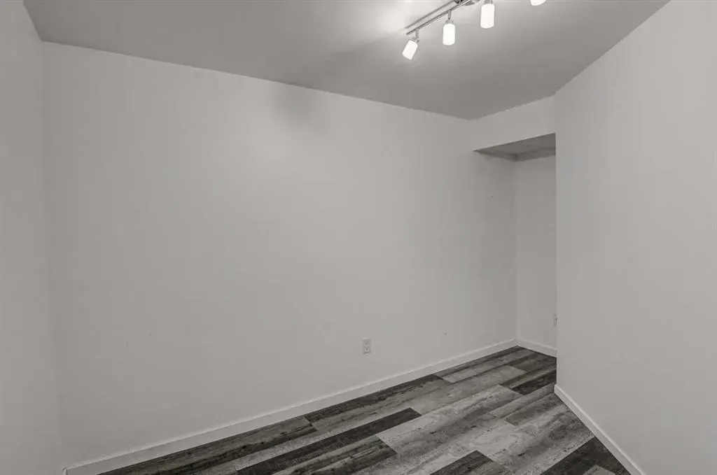 61 Everstone Avenue SW