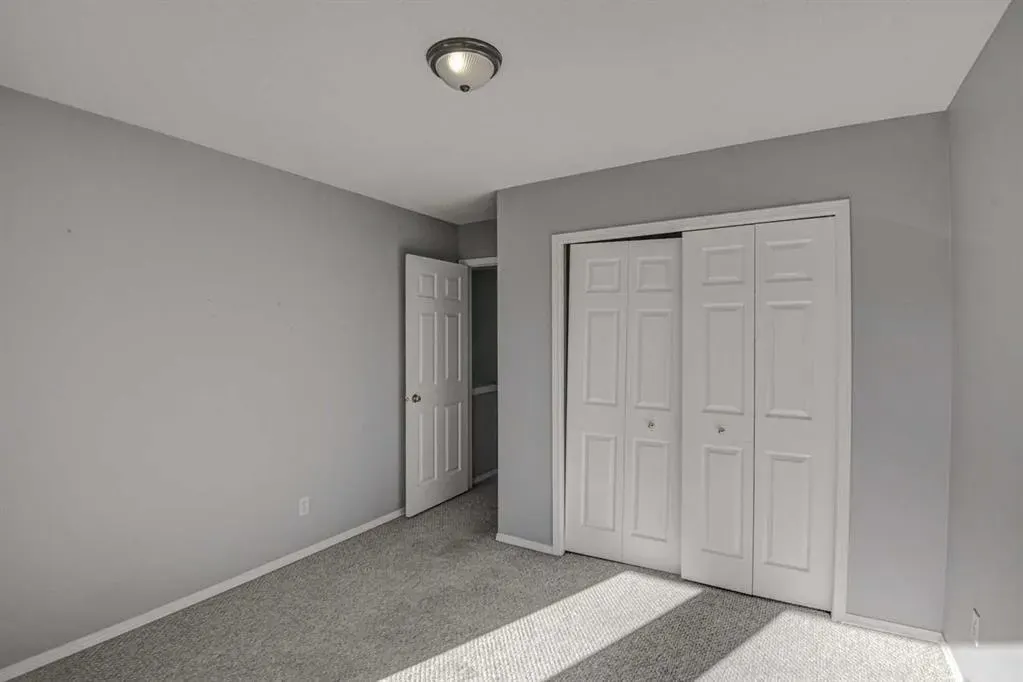 61 Everstone Avenue SW