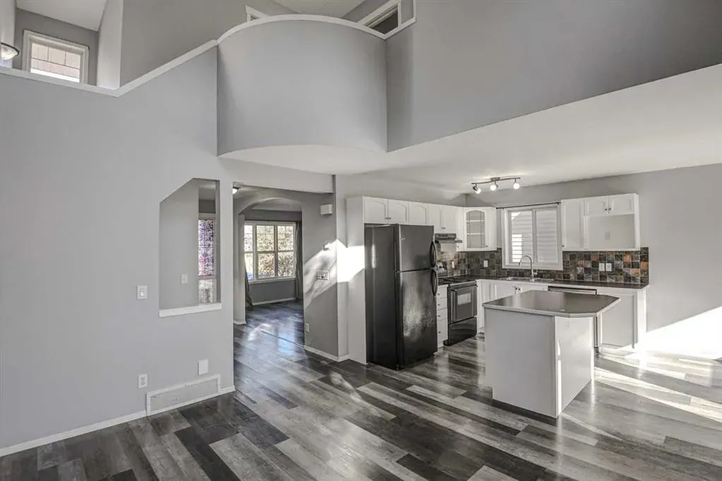 61 Everstone Avenue SW