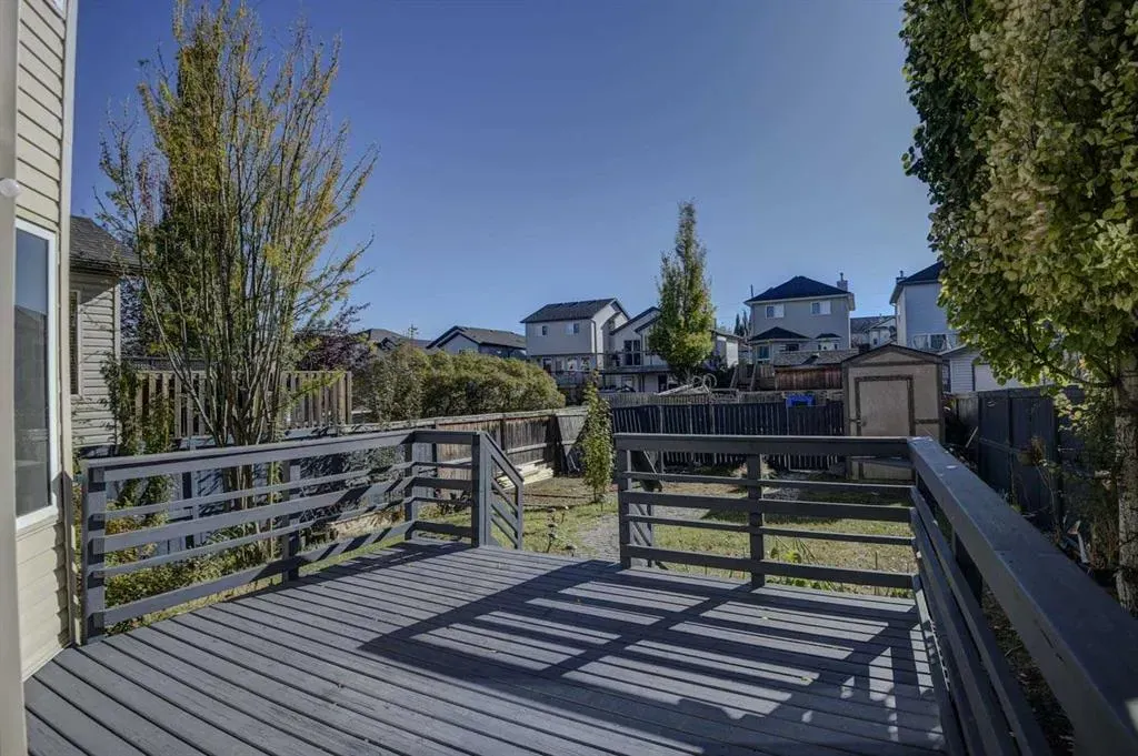 61 Everstone Avenue SW