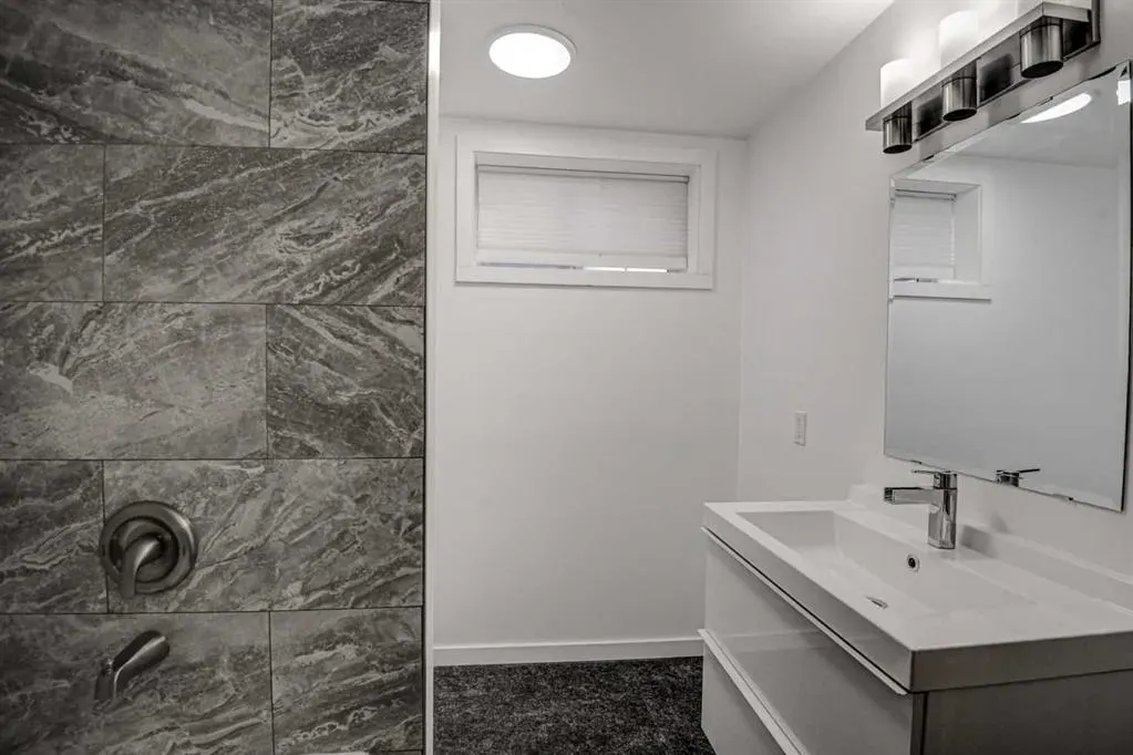 61 Everstone Avenue SW