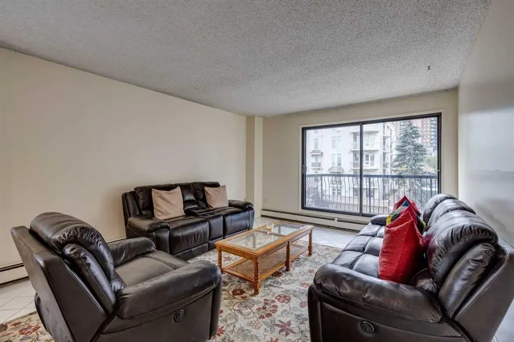 1320 12 Avenue SW, #401