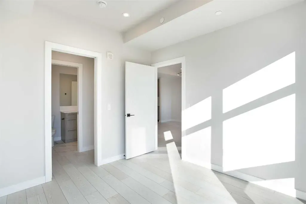 110 18A Street NW, #714