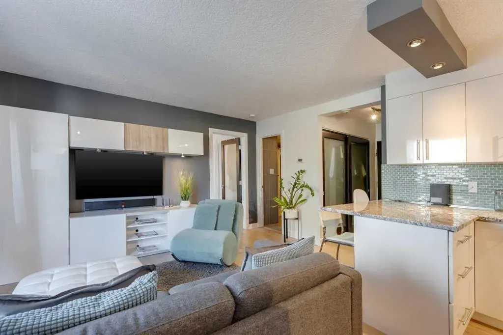 1904 10 Street SW, #304