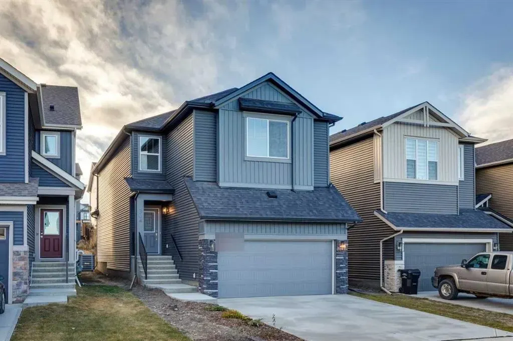 304 Edith Place NW