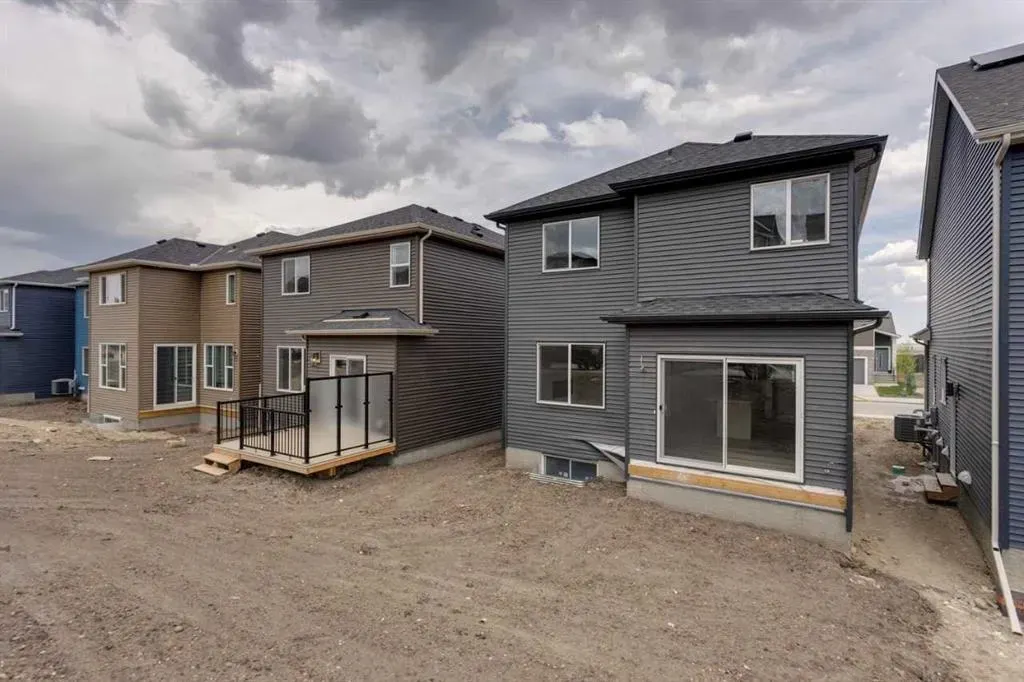304 Edith Place NW