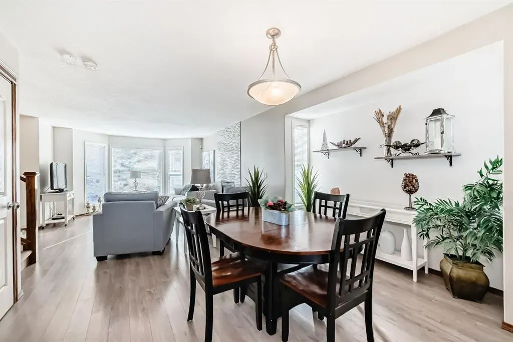 66 Cranberry Place SE