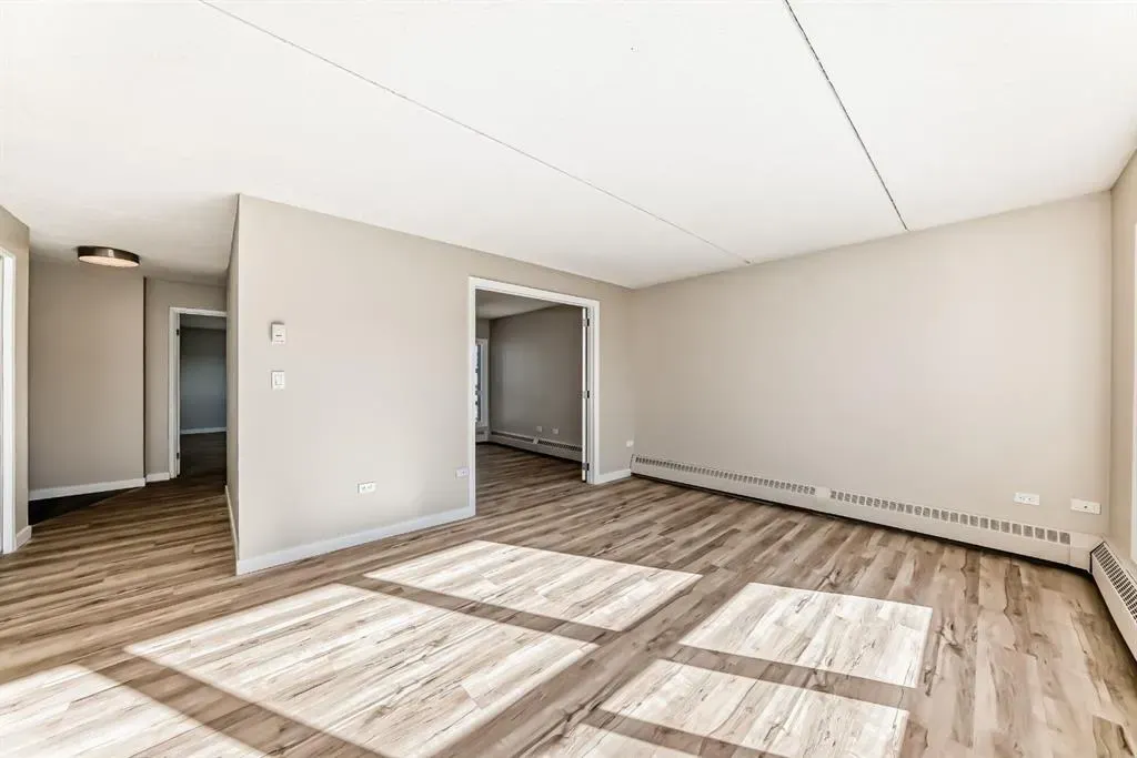 1414 12 Street SW, #605