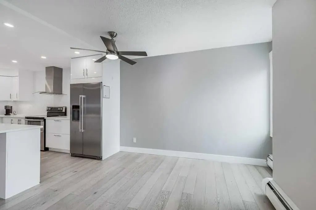 1208 14 Avenue SW, #404