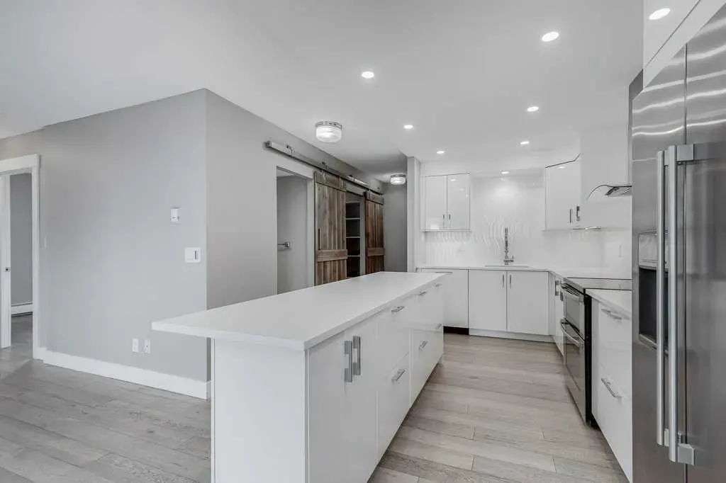 1208 14 Avenue SW, #404