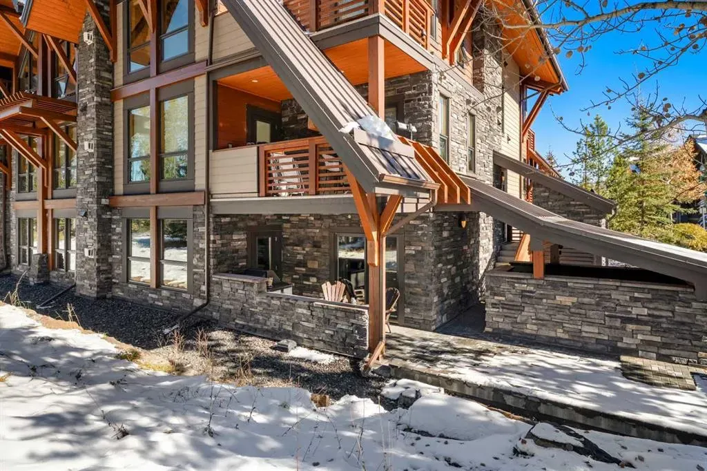 2100A Stewart Creek Drive, #102