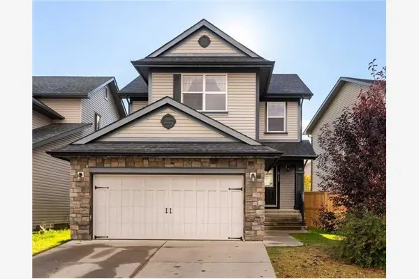 611 Monteith Drive SE