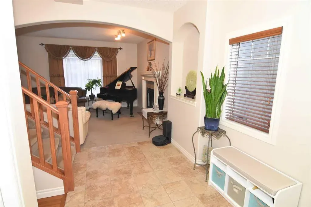 107 Panatella Close NW