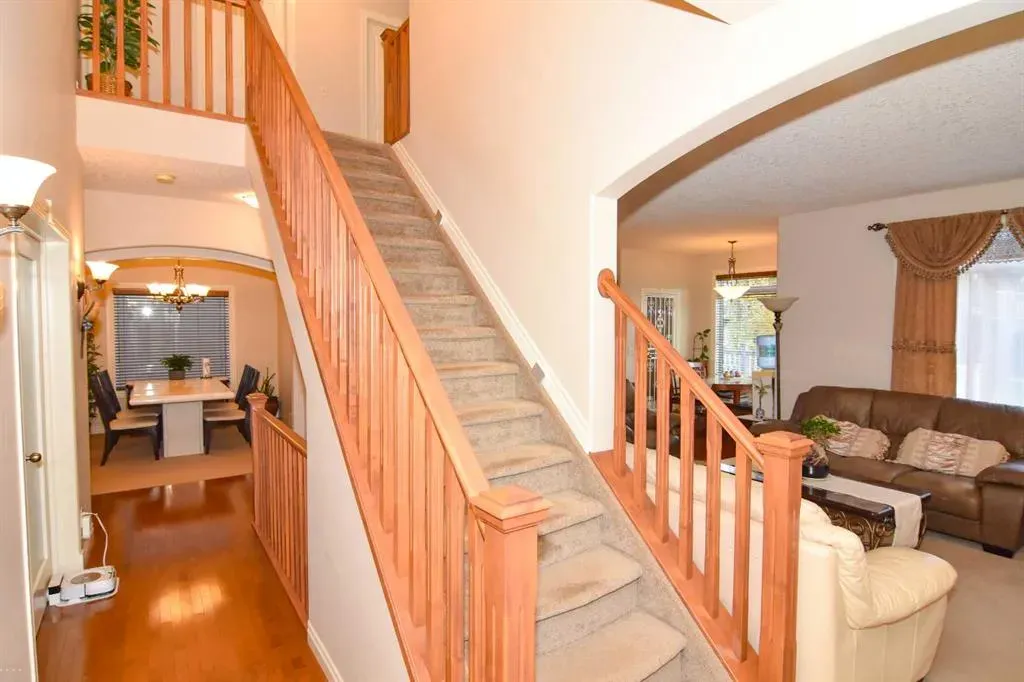 107 Panatella Close NW