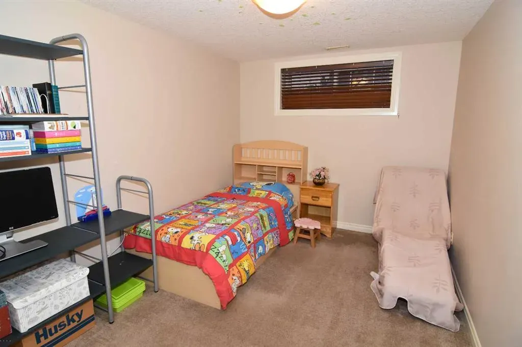 107 Panatella Close NW