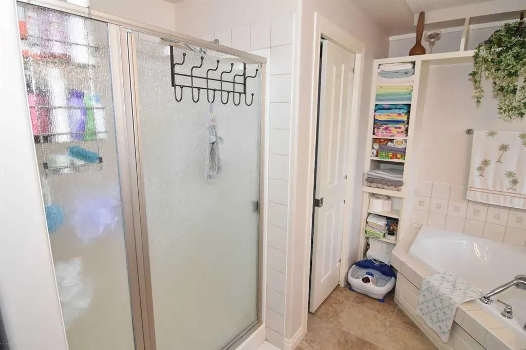 107 Panatella Close NW