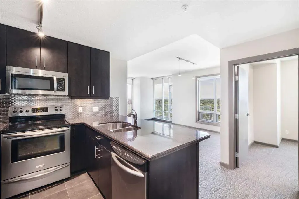 210 15 Avenue SE, #2010