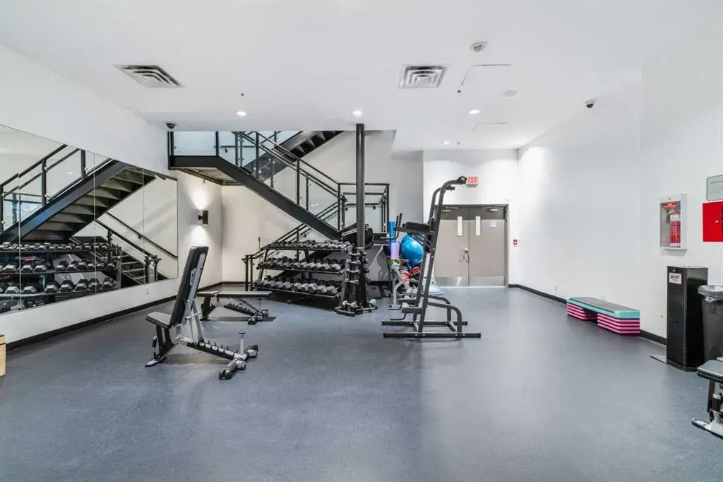 210 15 Avenue SE, #2010