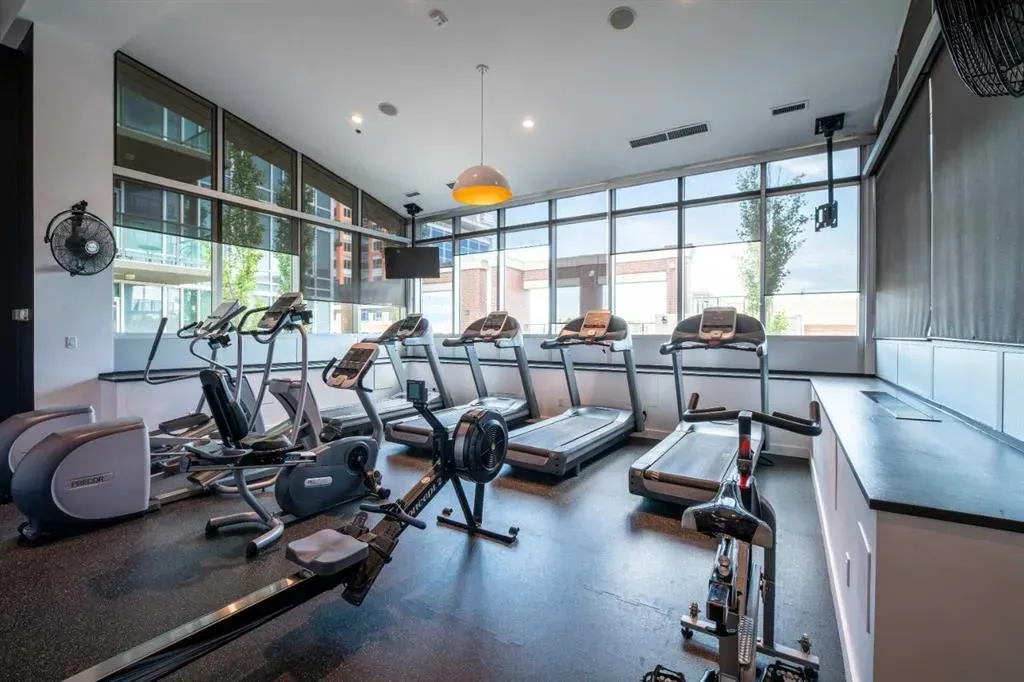 210 15 Avenue SE, #2010