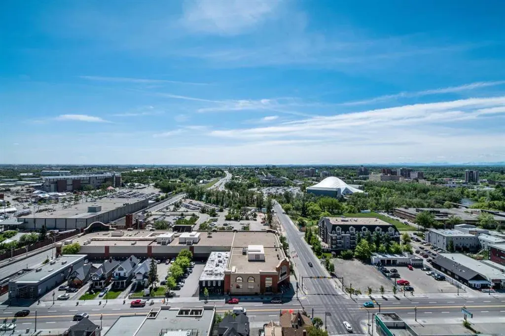 210 15 Avenue SE, #2010