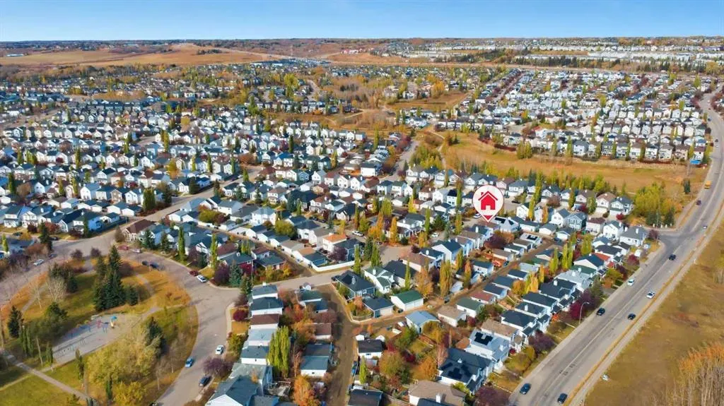 48 Tuscany Valley Lane NW