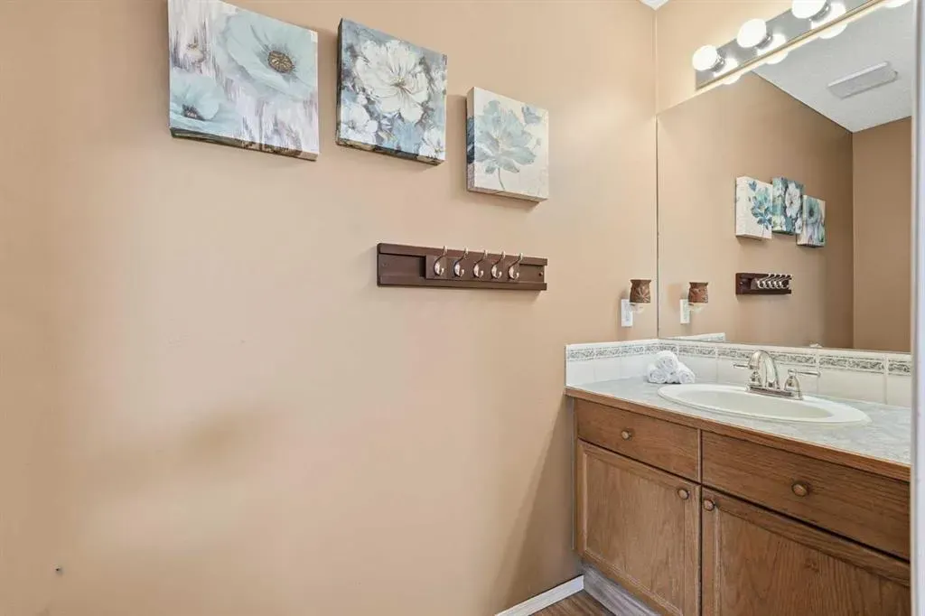 48 Tuscany Valley Lane NW