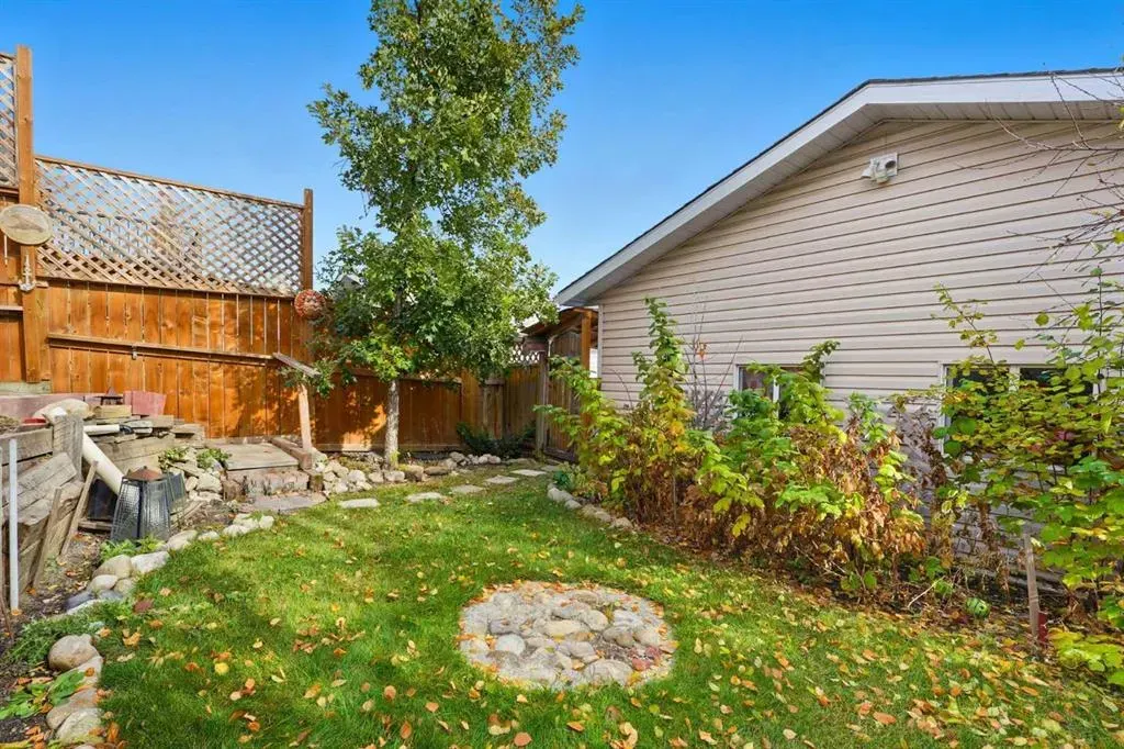 48 Tuscany Valley Lane NW