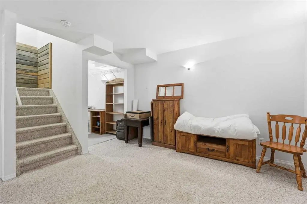 48 Tuscany Valley Lane NW