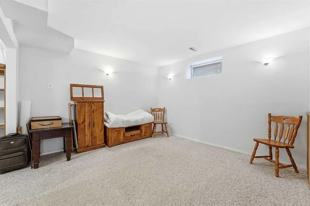 48 Tuscany Valley Lane NW