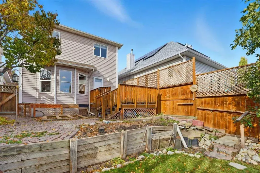 48 Tuscany Valley Lane NW