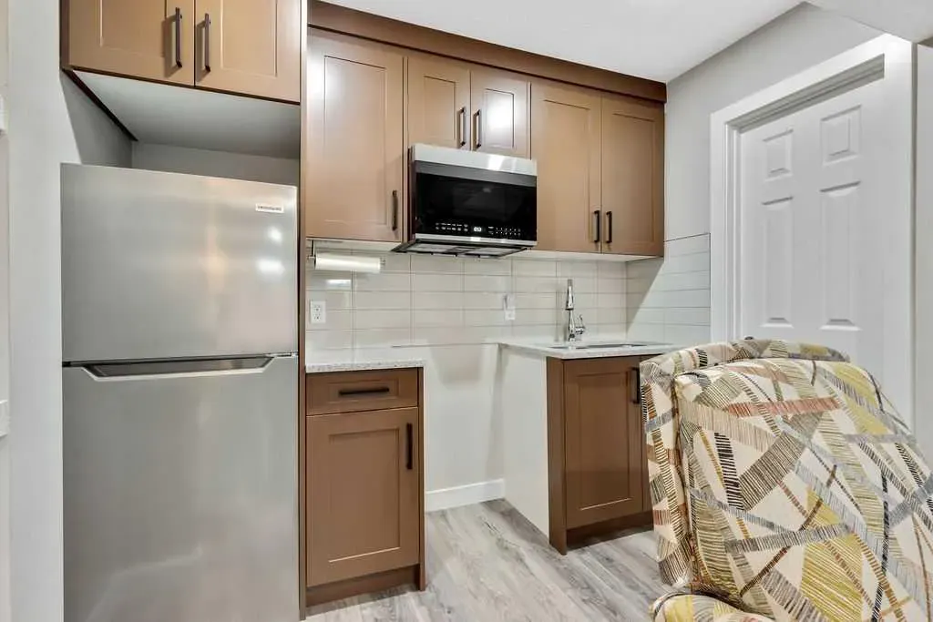 165 Carrington Close NW