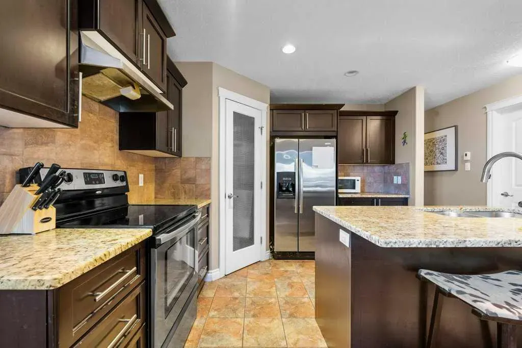 1920 26 Street SW, #201